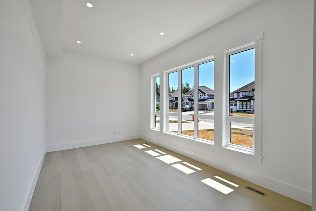 20839 35 Avenue, Langley, BC, V2Z 0B7 - 9