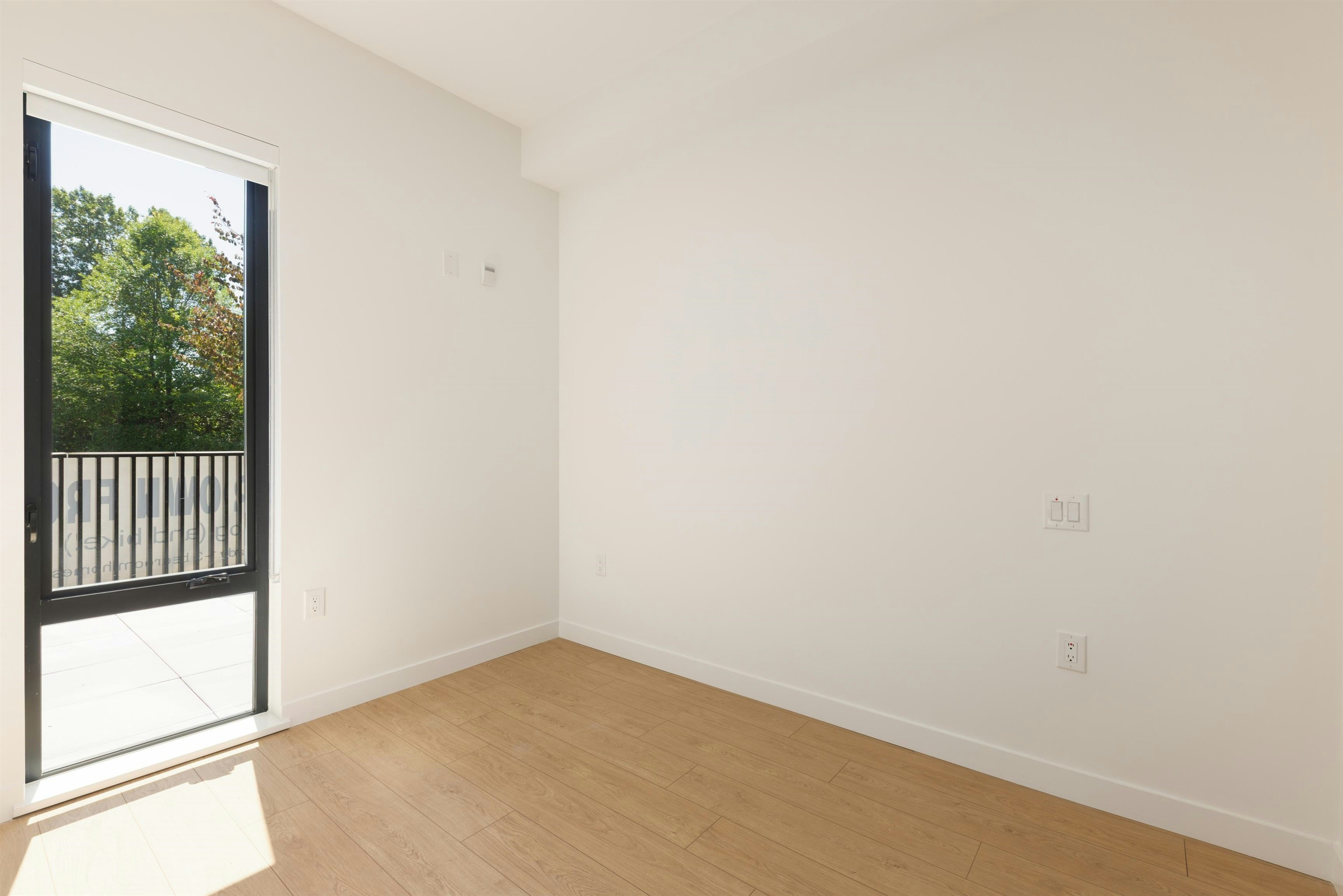 2407 N Grandview Highway, Vancouver, BC, V5M 2E1 - 25