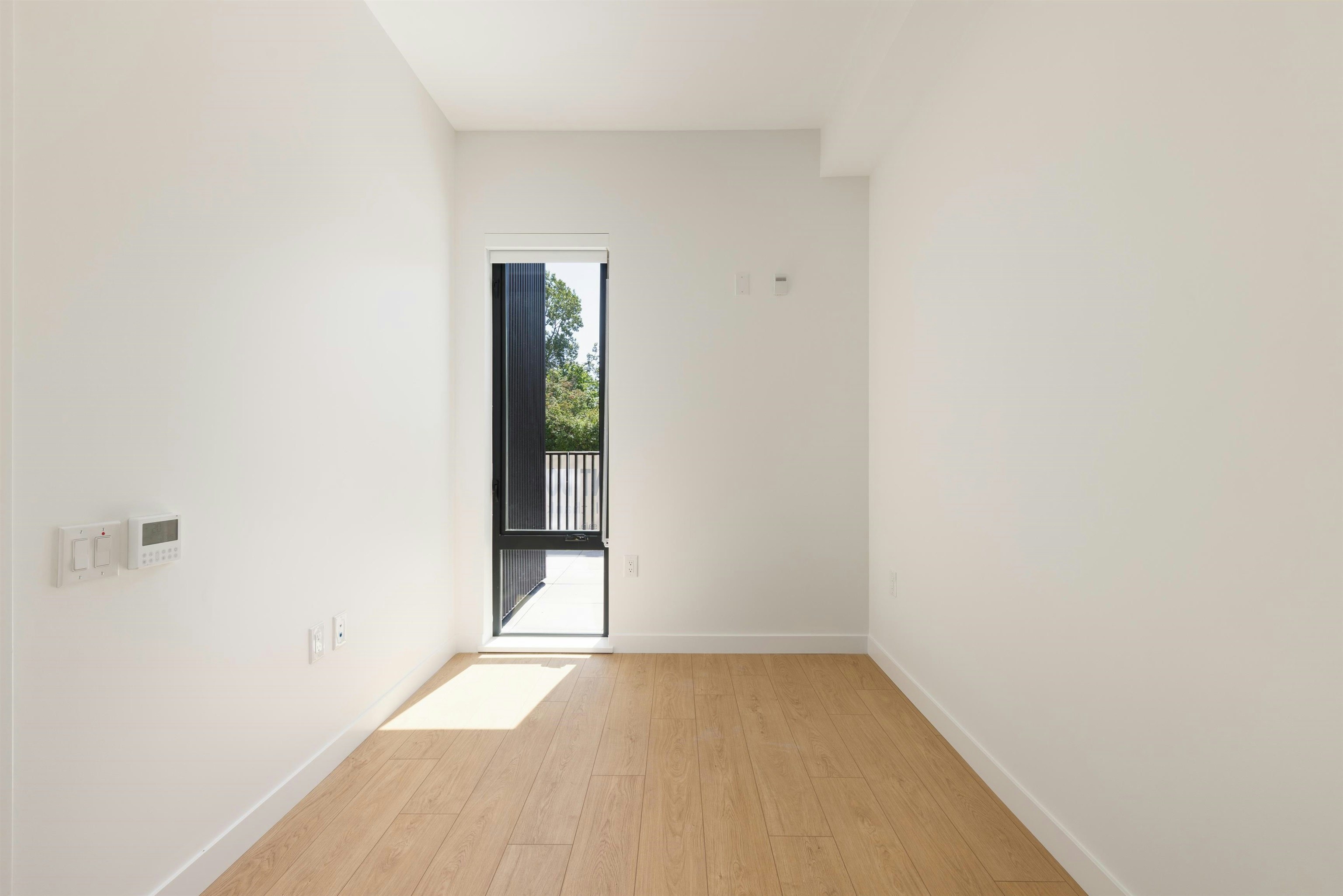 2407 N Grandview Highway, Vancouver, BC, V5M 2E1 - 26