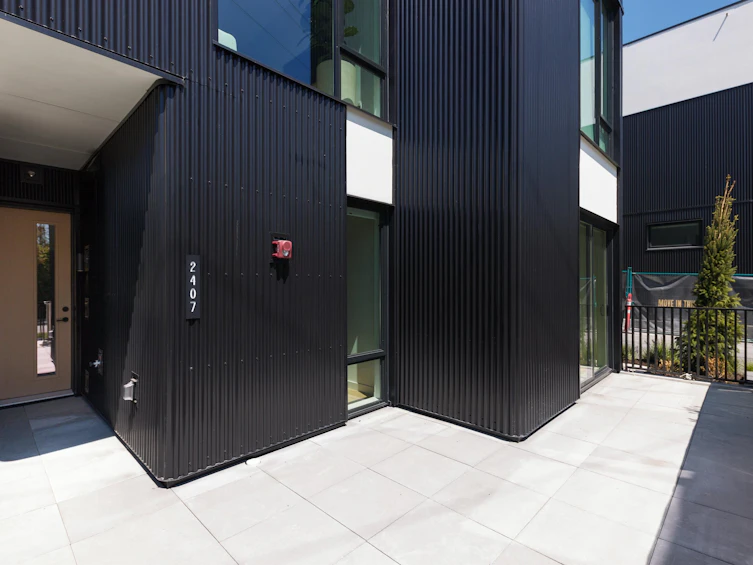 2407 N Grandview Highway, Vancouver, BC, V5M 2E1 - 34