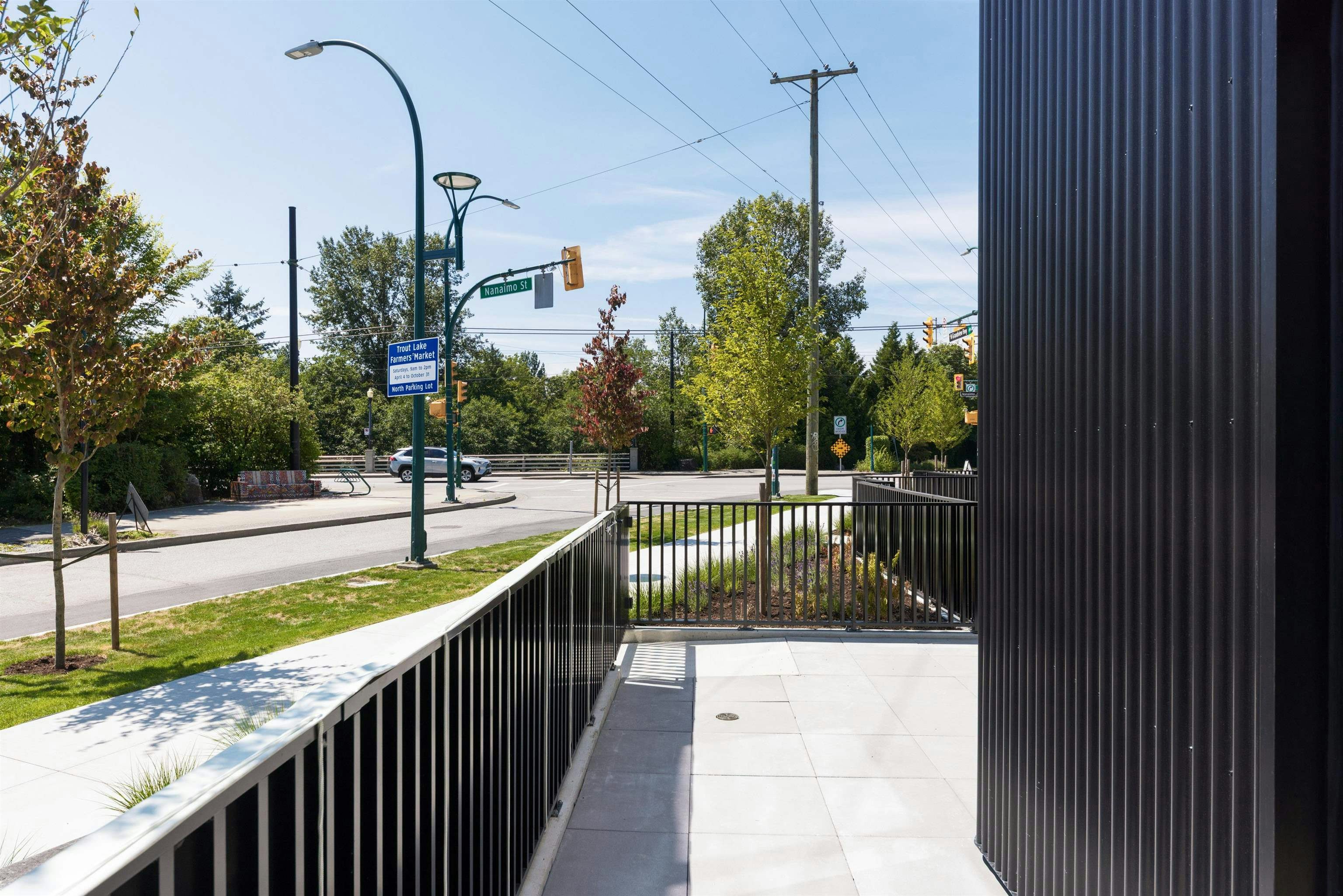 2407 N Grandview Highway, Vancouver, BC, V5M 2E1 - 37