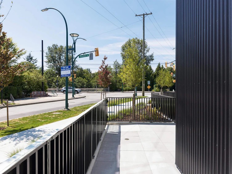 2407 N Grandview Highway, Vancouver, BC, V5M 2E1 - 37