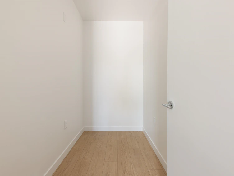 2407 N Grandview Highway, Vancouver, BC, V5M 2E1 - 31