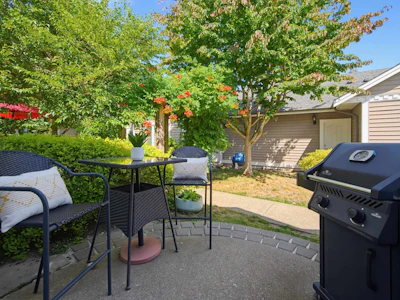 3-1640 140 Street - 5