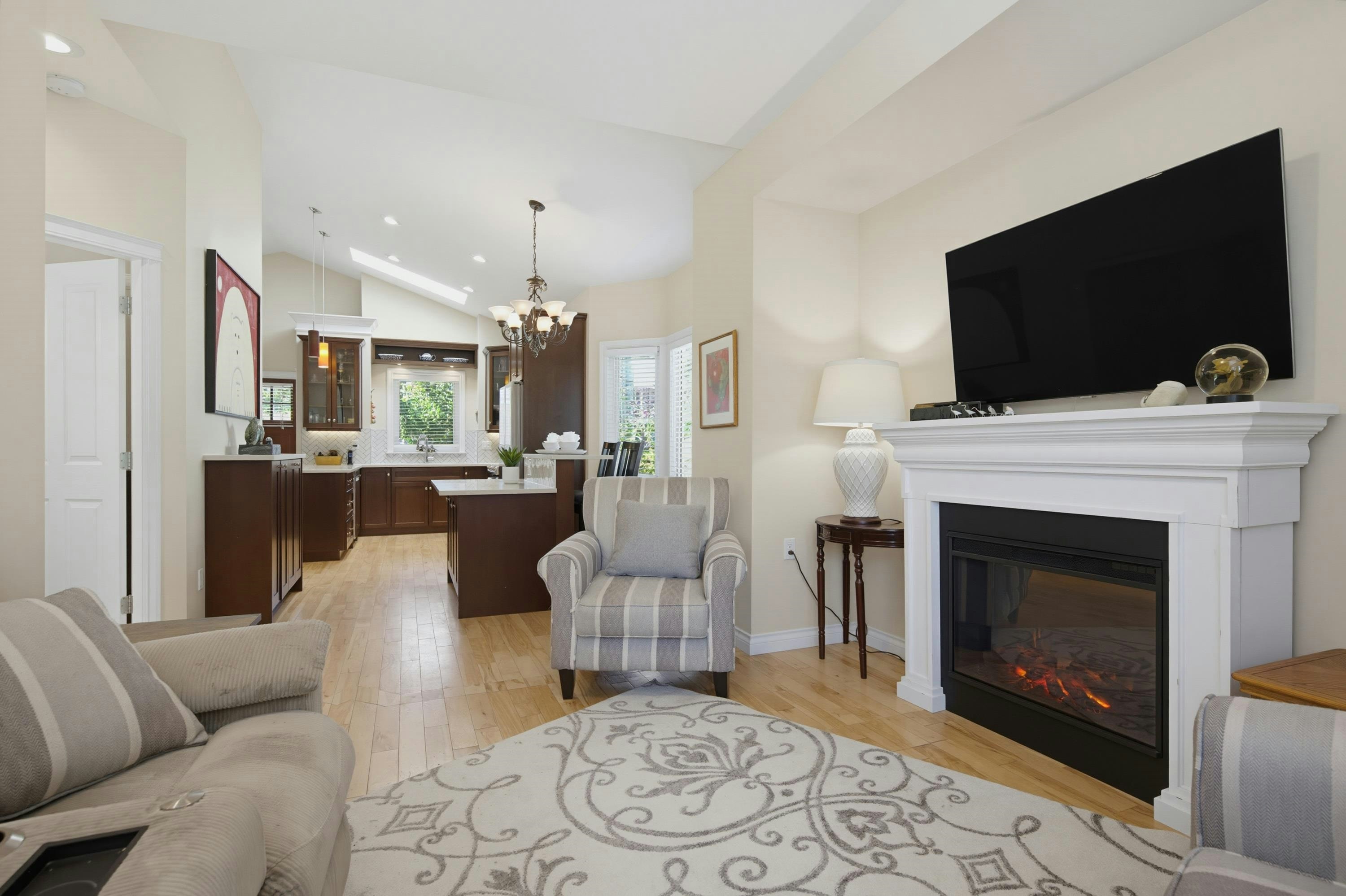3-1640 140 Street - 3