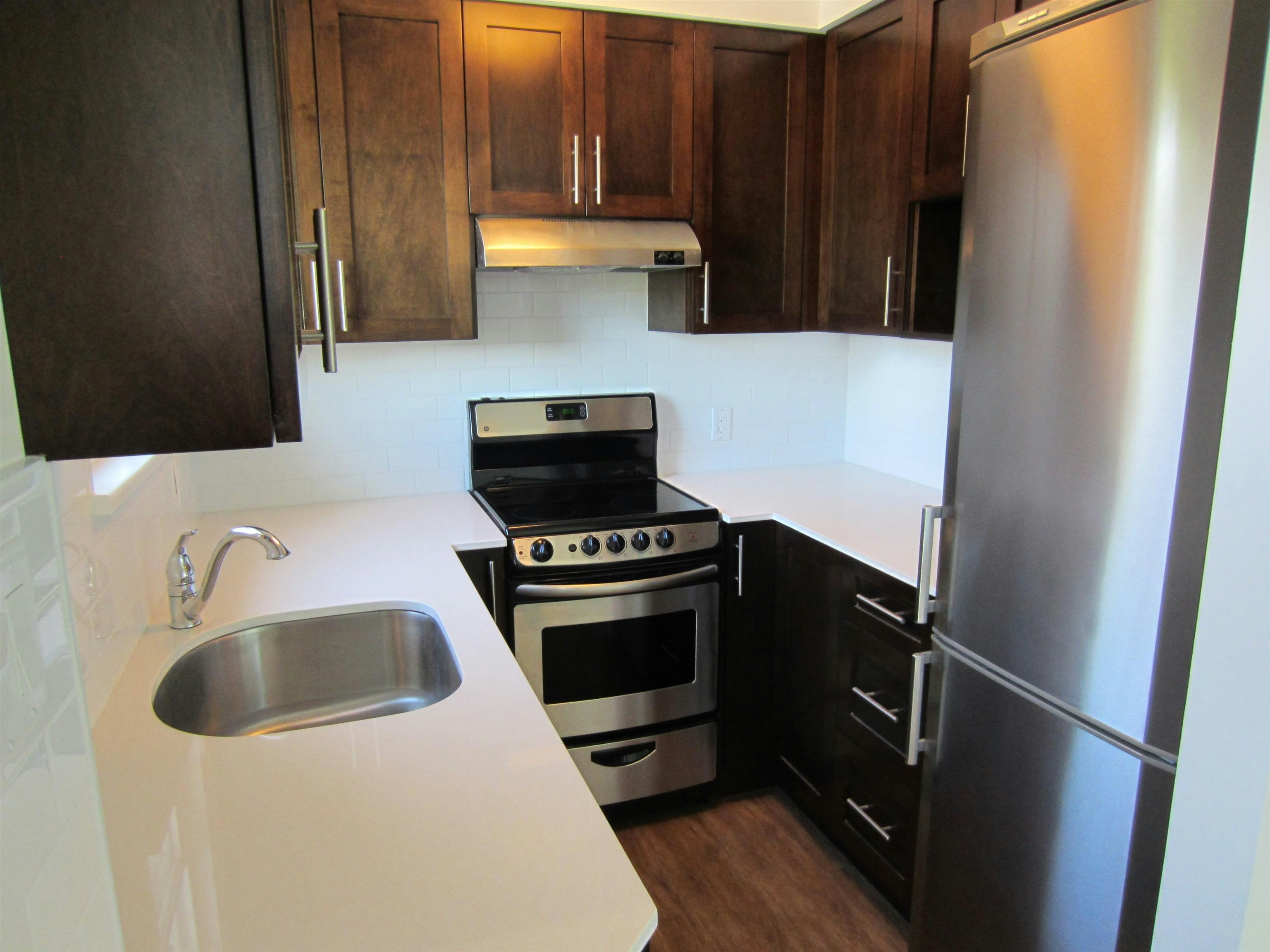 1986 Woodland Drive, Vancouver, BC, V5N 3N8 - 5
