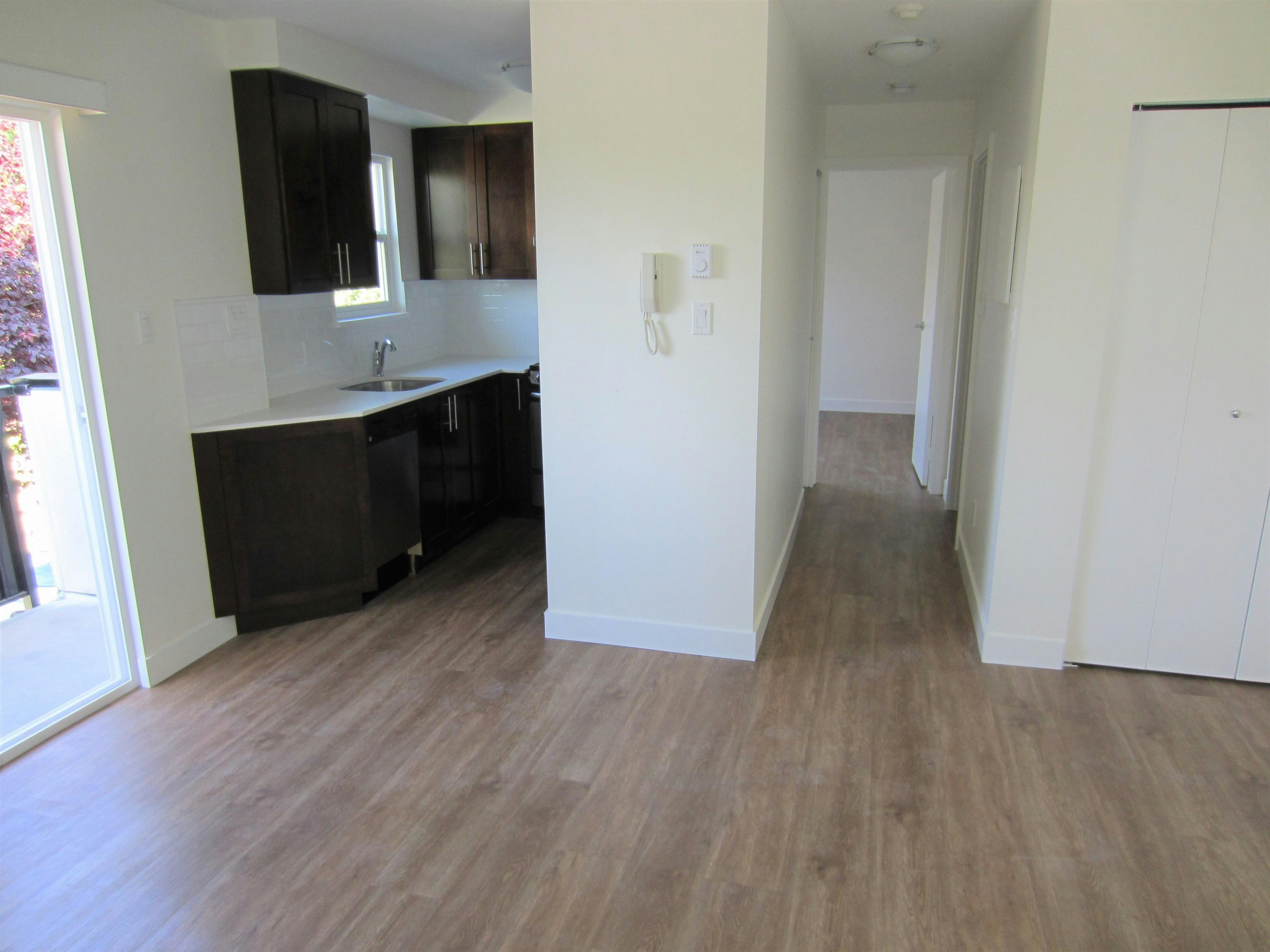 1986 Woodland Drive, Vancouver, BC, V5N 3N8 - 3