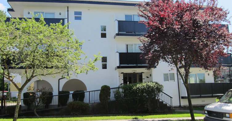 1986 Woodland Drive, Vancouver, BC, V5N 3N8 - 11