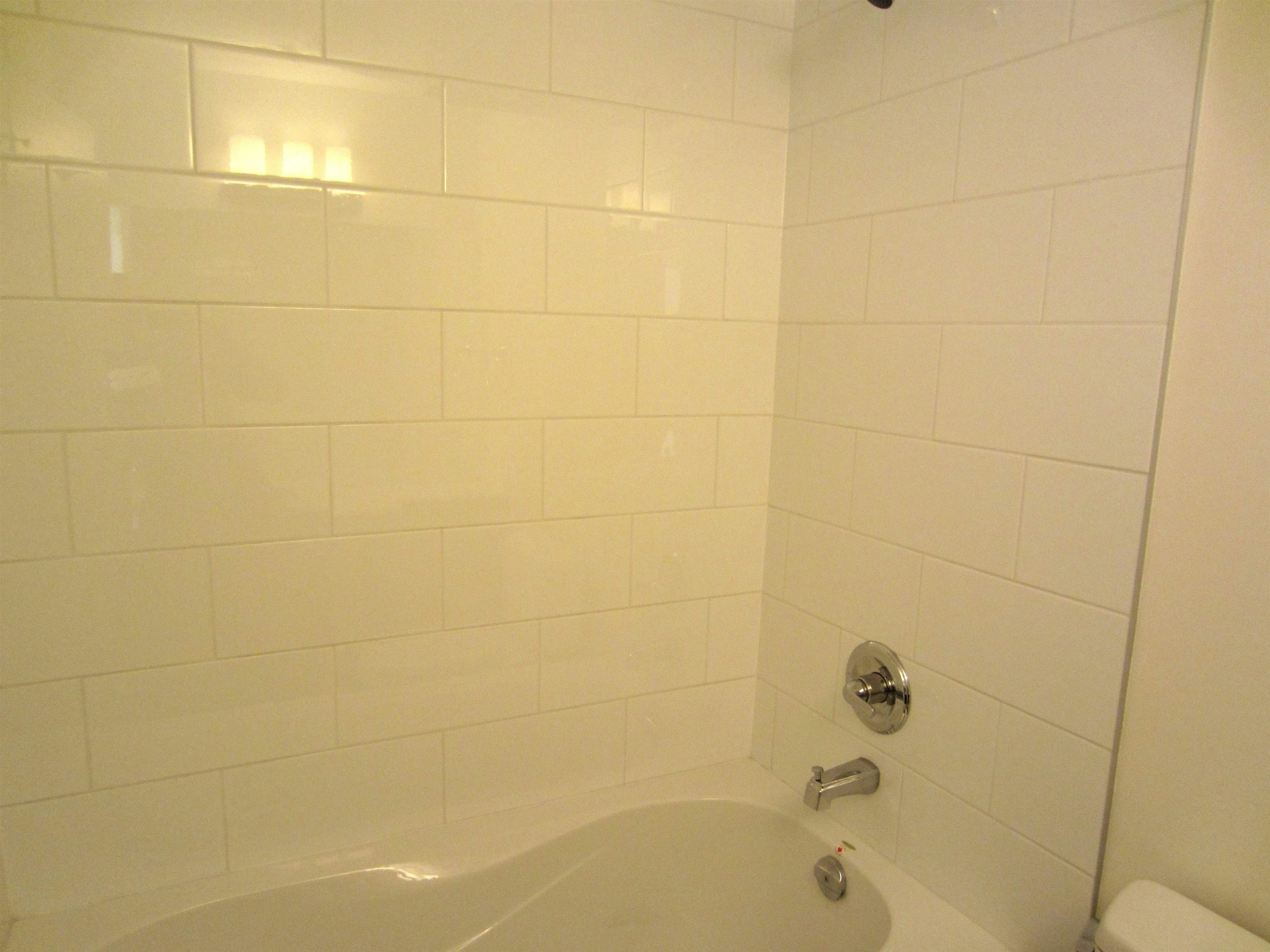 1986 Woodland Drive, Vancouver, BC, V5N 3N8 - 9