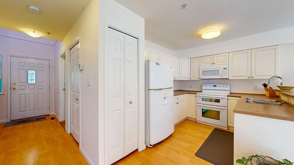 34-735 Park Road, Gibsons, BC, V0N 1V7 - 8
