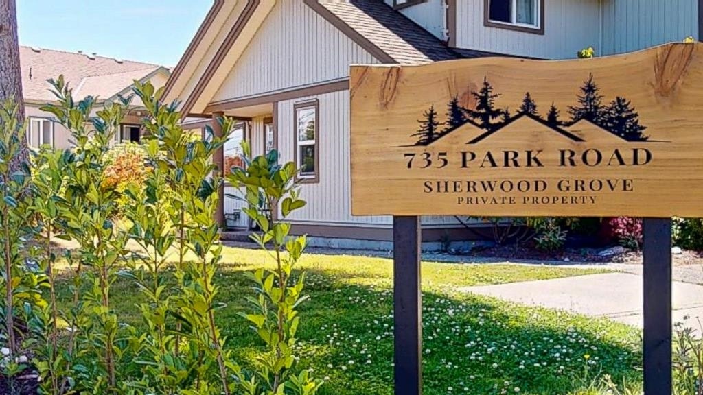 34-735 Park Road, Gibsons, BC, V0N 1V7 - 2