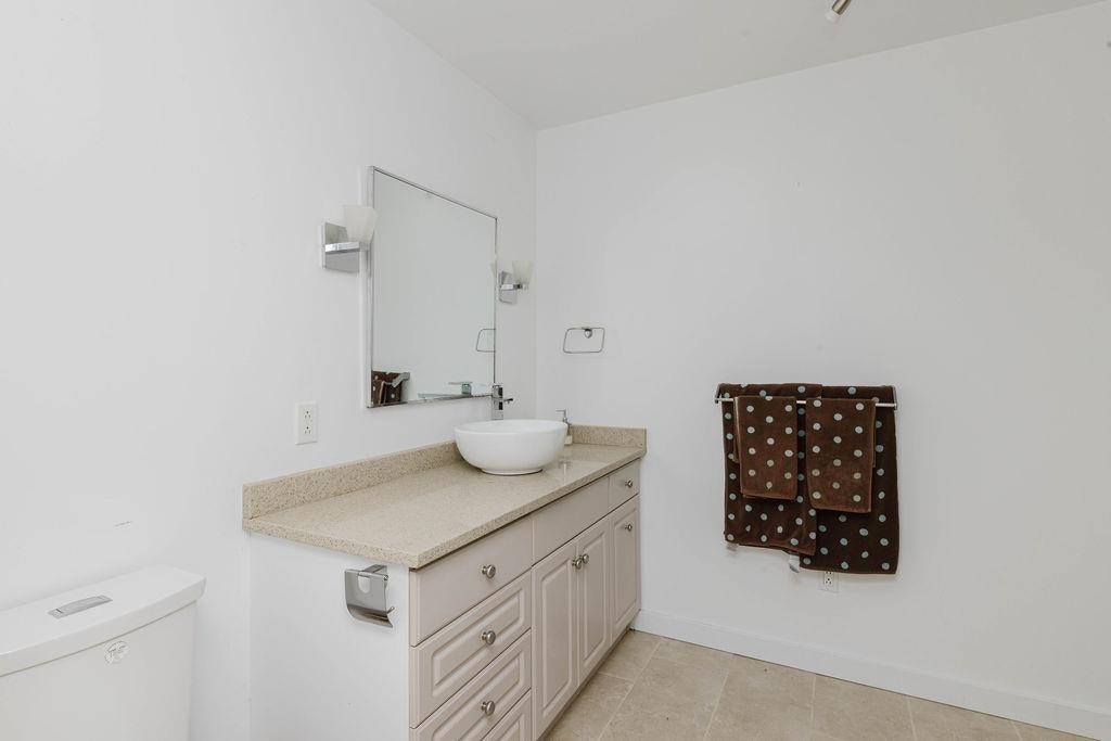 6505 Meier Road, Sechelt, BC, V7Z 0S8 - 24
