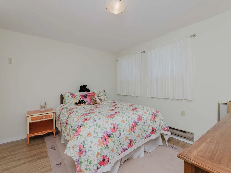 6505 Meier Road, Sechelt, BC, V7Z 0S8 - 25