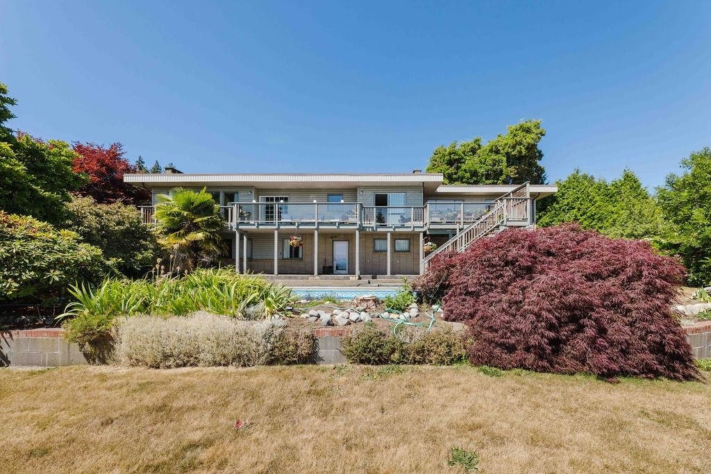 6505 Meier Road, Sechelt, BC, V7Z 0S8