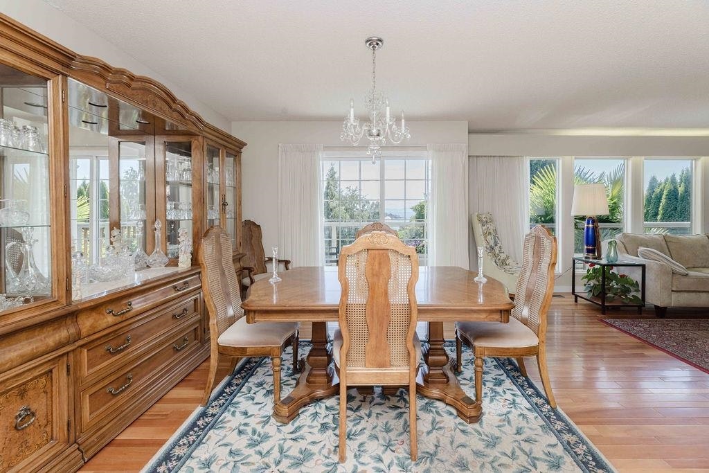 6505 Meier Road, Sechelt, BC, V7Z 0S8 - 9