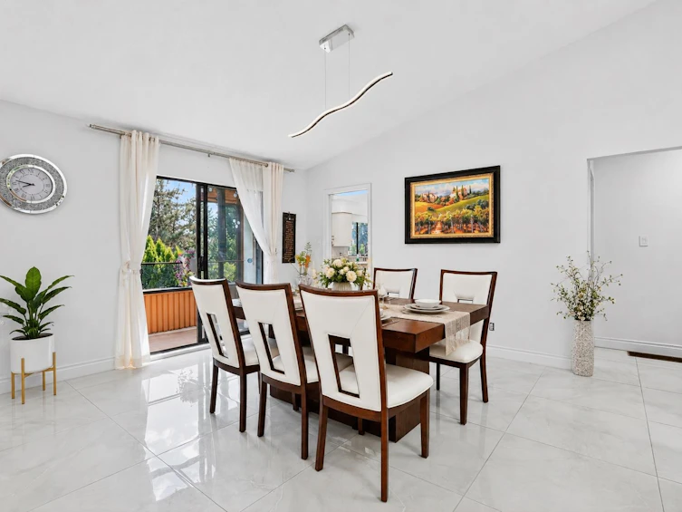 2940 Dresden Way, North Vancouver, BC, V7H 1P6 - 3