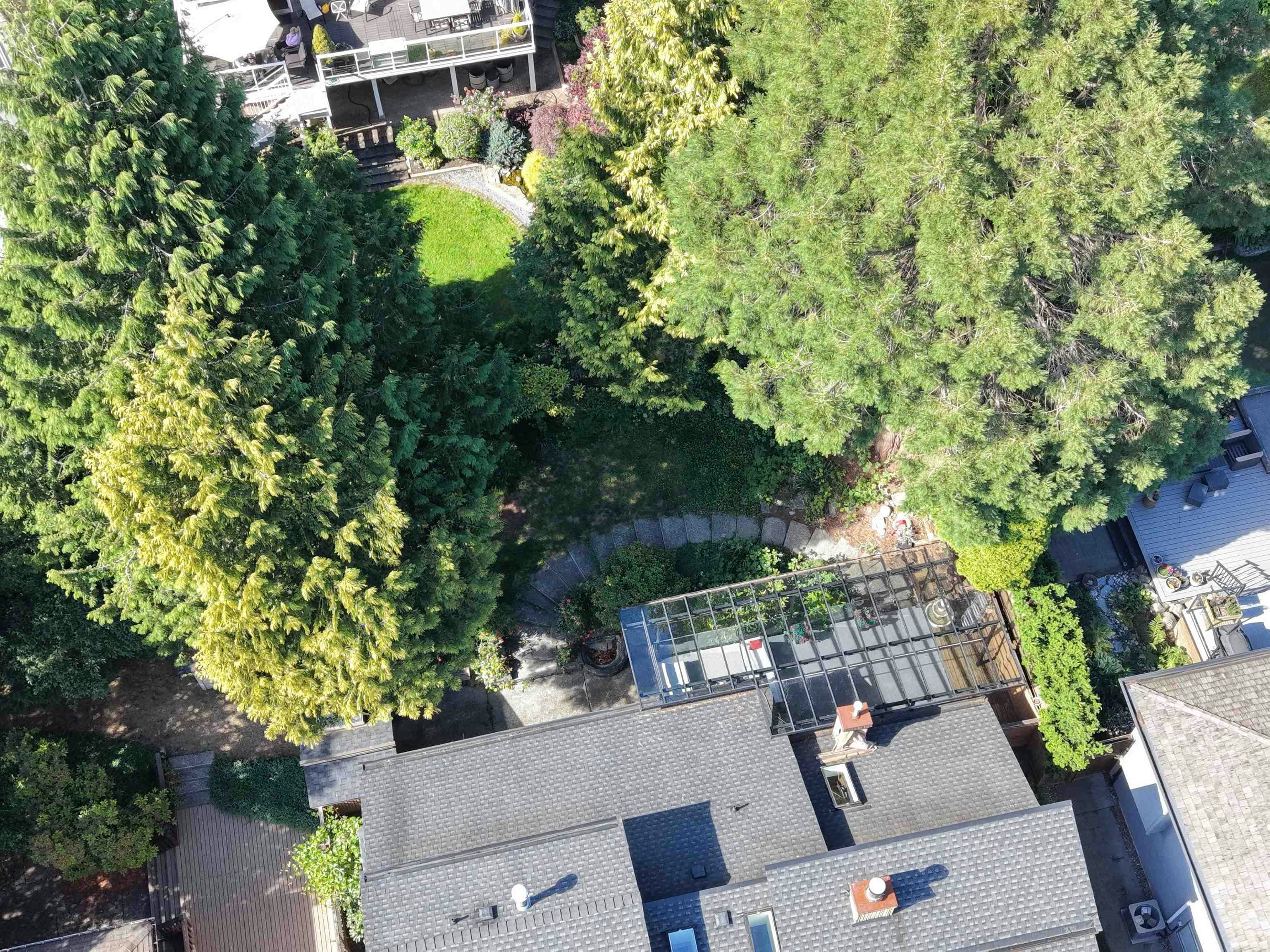 2940 Dresden Way, North Vancouver, BC, V7H 1P6 - 35