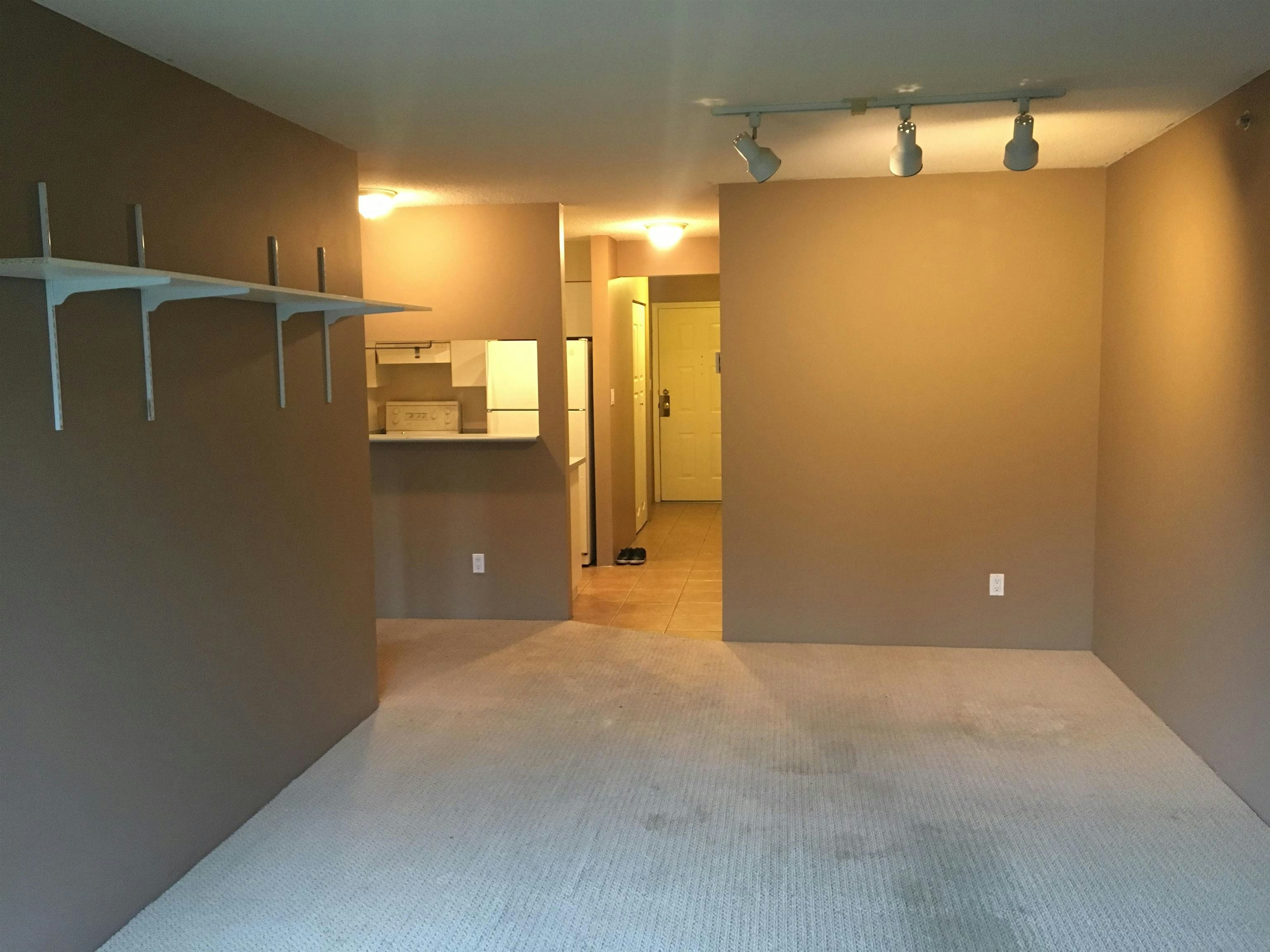 206-3489 Ascot Place Avenue, Vancouver, BC, V5R 6B6 - 10