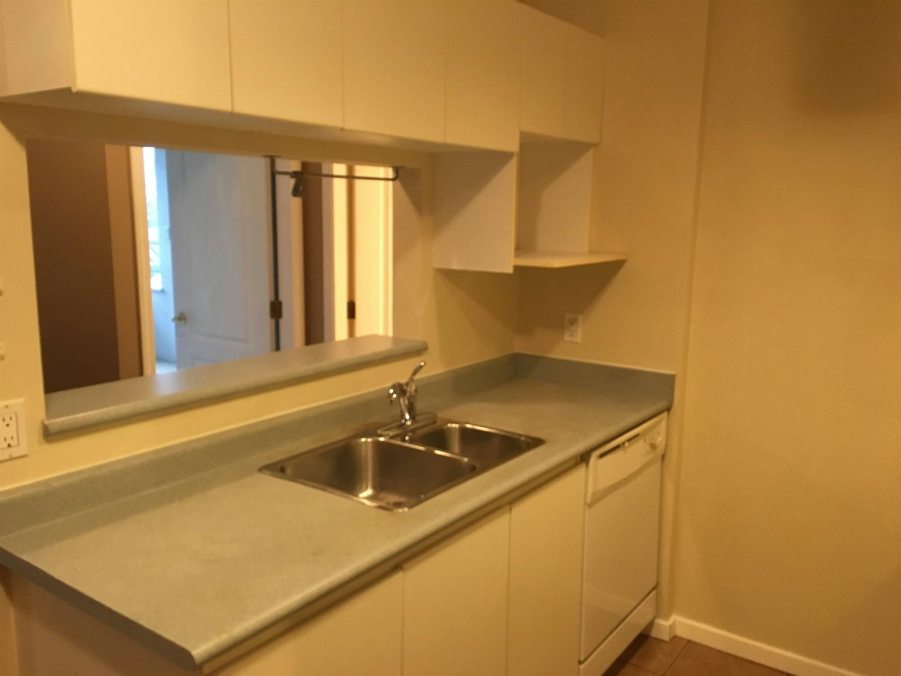 206-3489 Ascot Place Avenue, Vancouver, BC, V5R 6B6 - 3