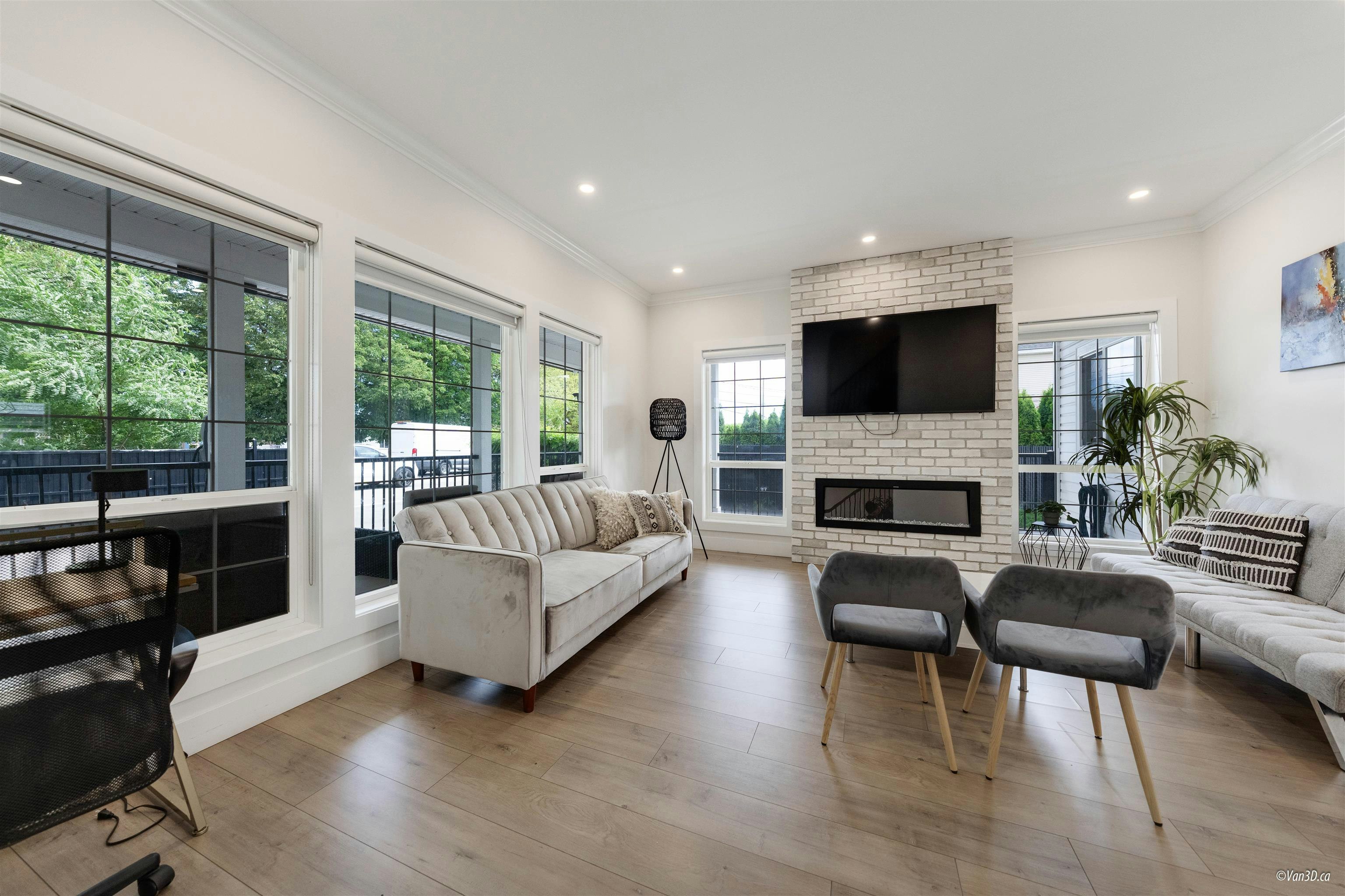 6709 216 Street - 2