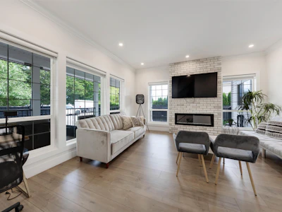 6709 216 Street - 2
