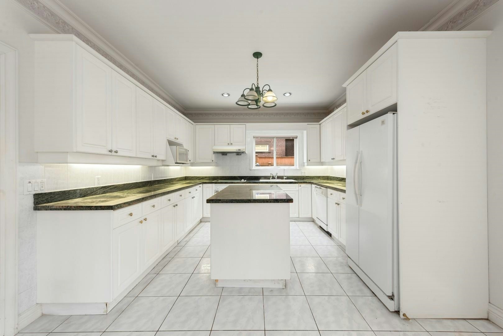 7471 Ledway Road, Richmond, BC, V7C 3N5 - 28