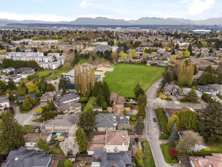 7471 Ledway Road, Richmond, BC, V7C 3N5 - 40