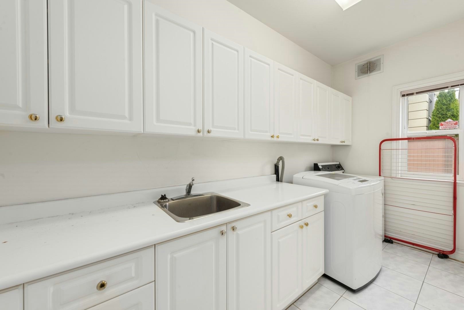 7471 Ledway Road, Richmond, BC, V7C 3N5 - 29
