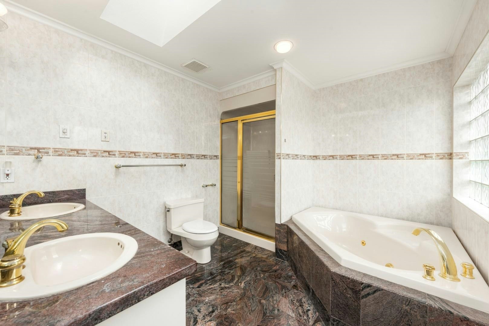7471 Ledway Road, Richmond, BC, V7C 3N5 - 36