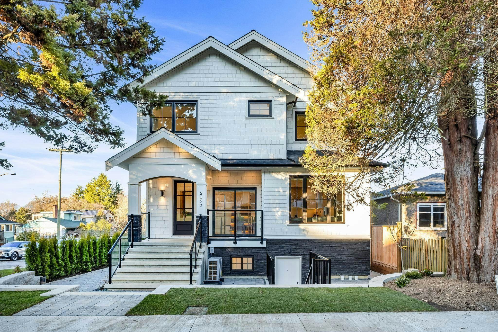 2153 E 20th Avenue, Vancouver, BC, V5N 2L5