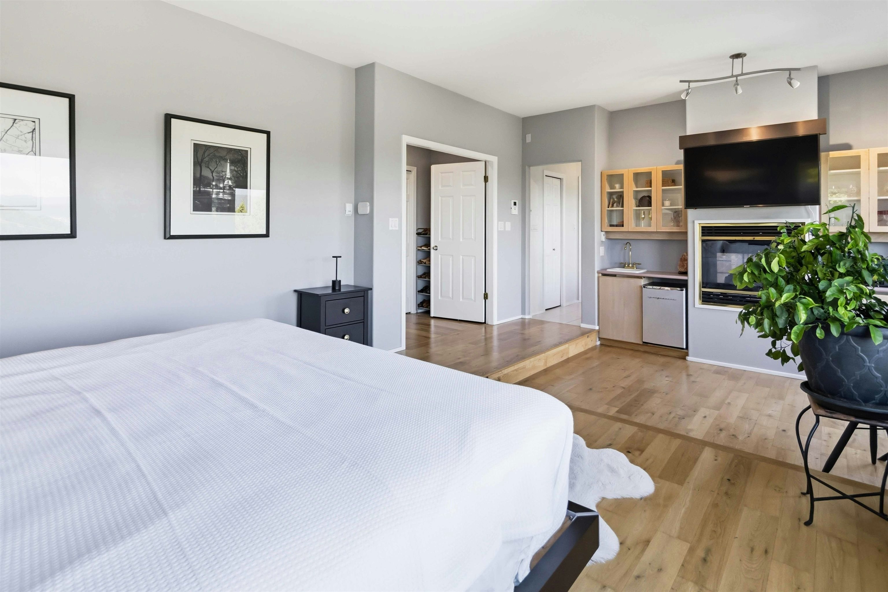 212 N Sea Avenue, Burnaby, BC, V5B 1K5 - 22