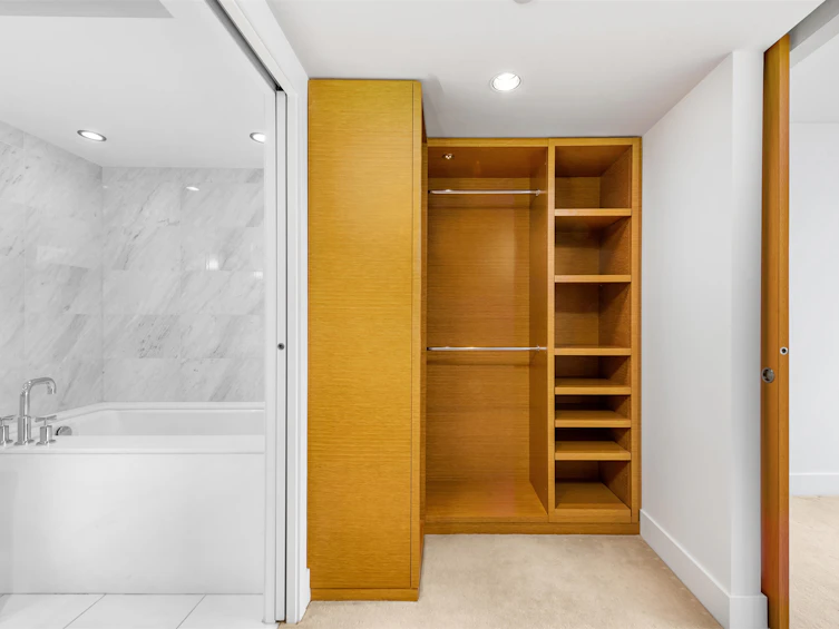 2301-667 Howe Street, Vancouver, BC, V6C 0B5 - 23