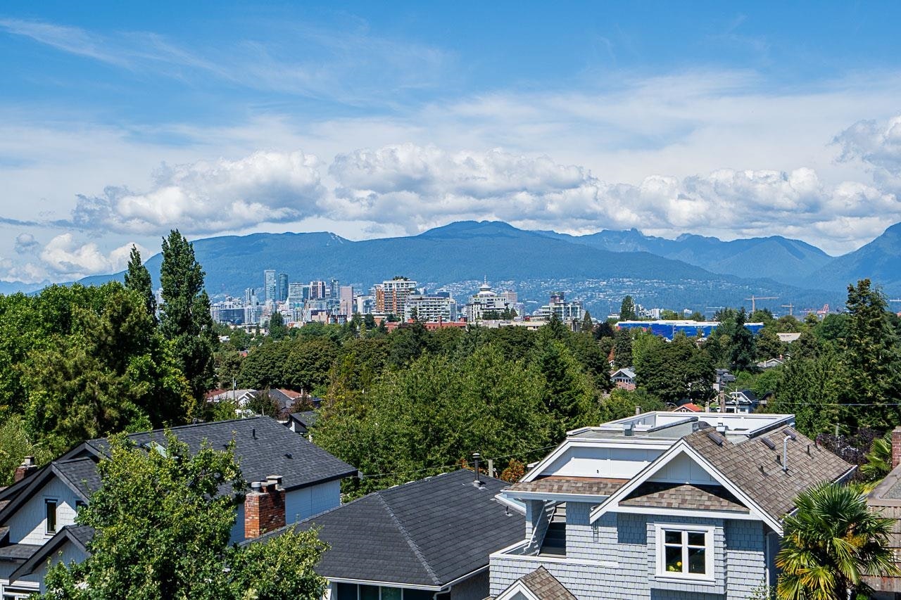 3-676 E 22nd Avenue, Vancouver, BC, V5V 1V4