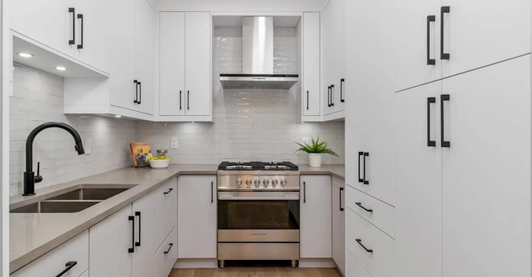 1417 E 10 Avenue, Vancouver, BC, V6N 2N7 - 10