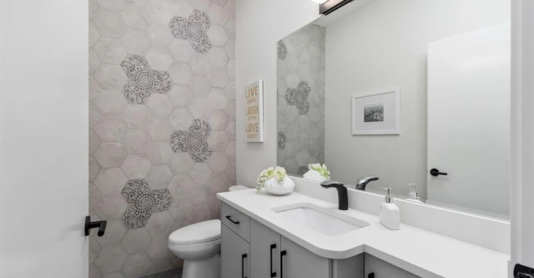 1417 E 10 Avenue, Vancouver, BC, V6N 2N7 - 12
