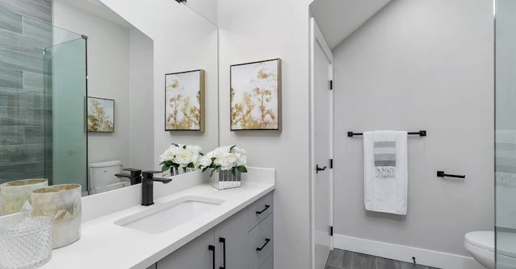 1417 E 10 Avenue, Vancouver, BC, V6N 2N7 - 16