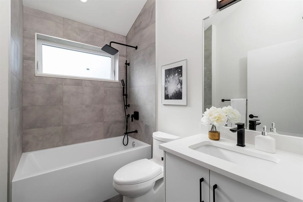 1417 E 10 Avenue, Vancouver, BC, V6N 2N7 - 22