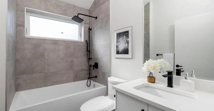 1417 E 10 Avenue, Vancouver, BC, V6N 2N7 - 22