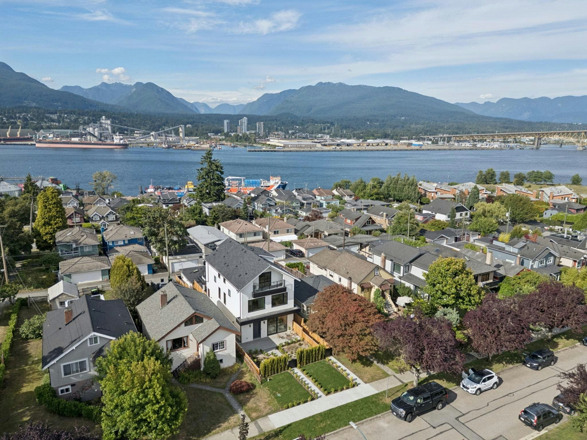2-2815 Trinity Street, Vancouver, BC, V5K 1E8