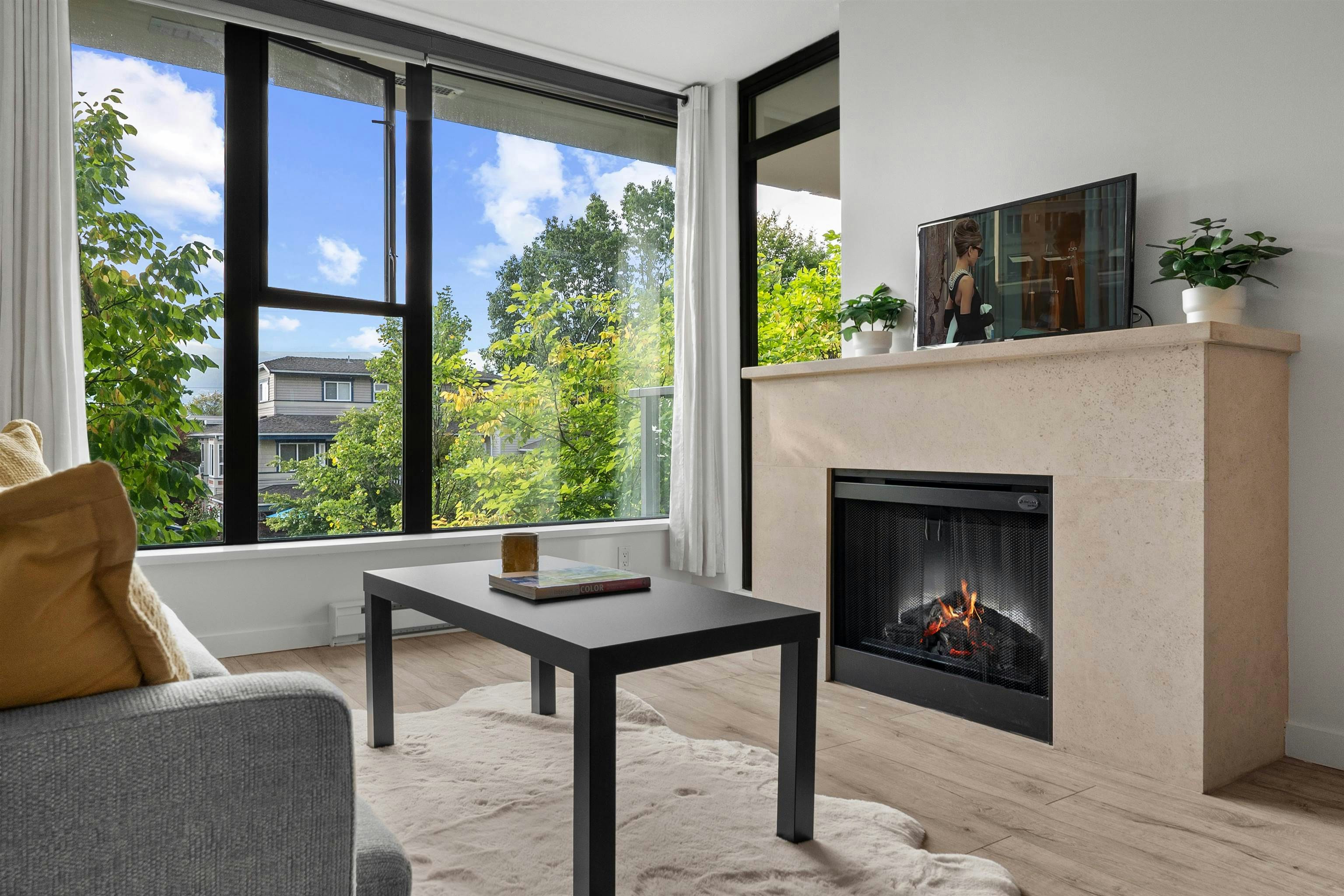 306-683 W Victoria Park, North Vancouver, BC, V7M 0A2 - 24