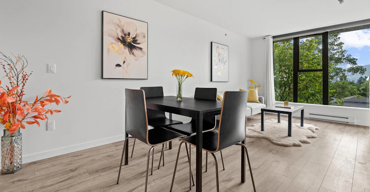 306-683 W Victoria Park, North Vancouver, BC, V7M 0A2 - 2