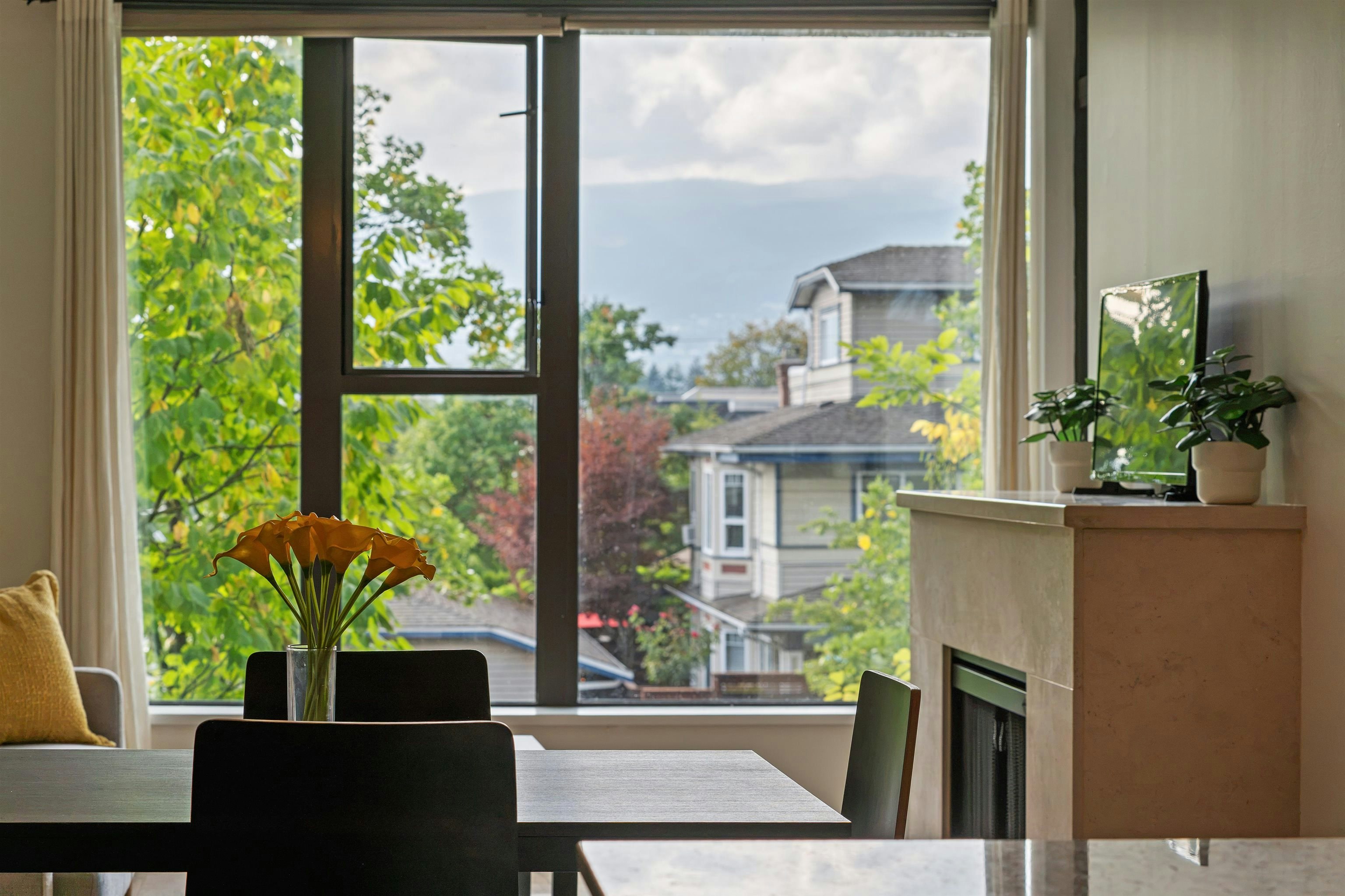 306-683 W Victoria Park, North Vancouver, BC, V7M 0A2 - 25