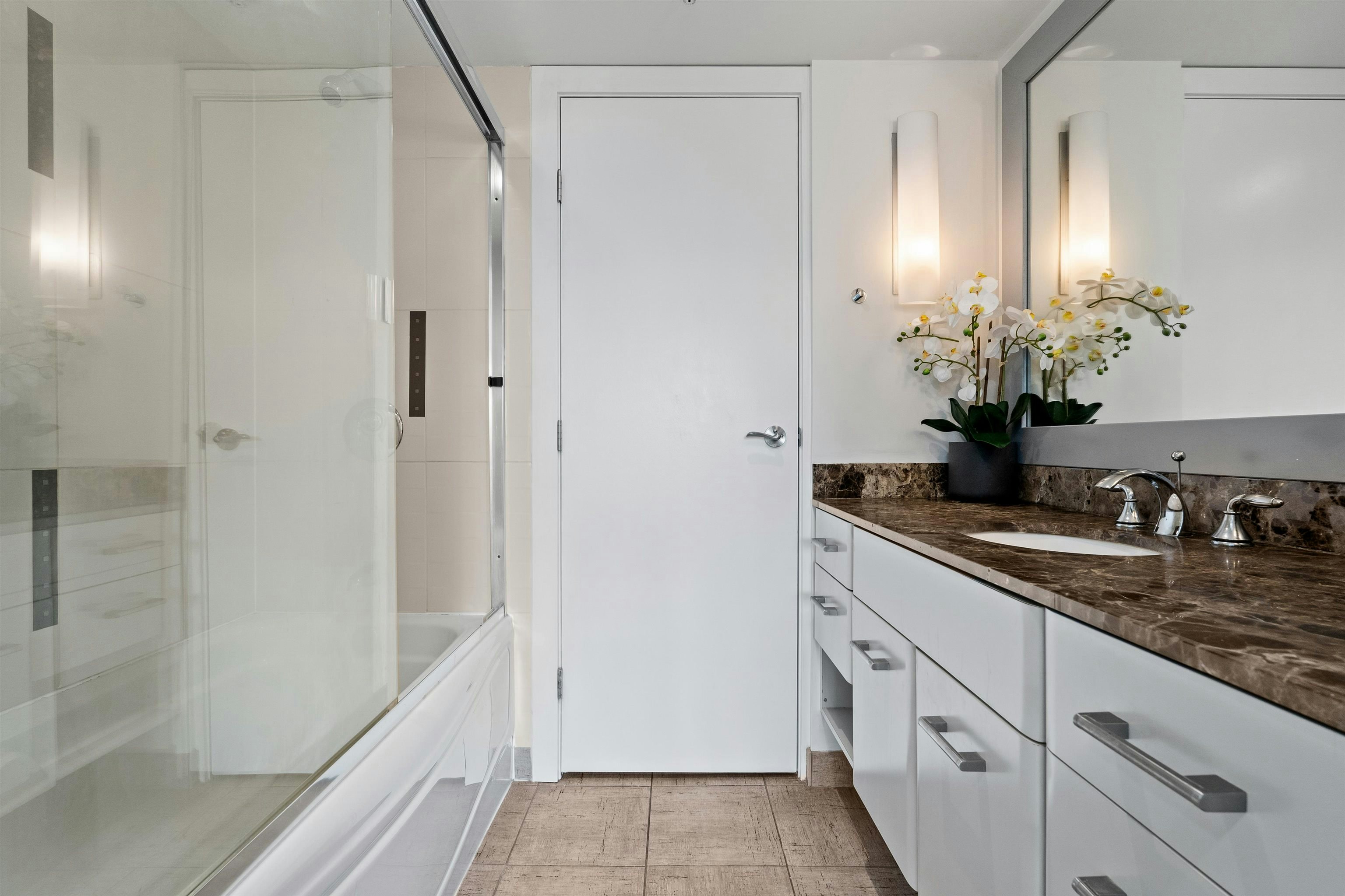 306-683 W Victoria Park, North Vancouver, BC, V7M 0A2 - 19