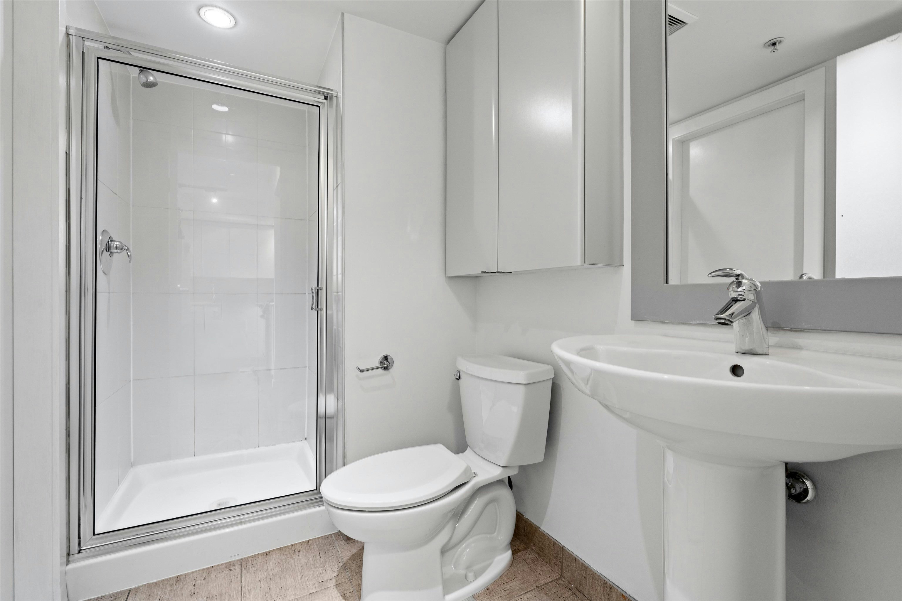 306-683 W Victoria Park, North Vancouver, BC, V7M 0A2 - 20