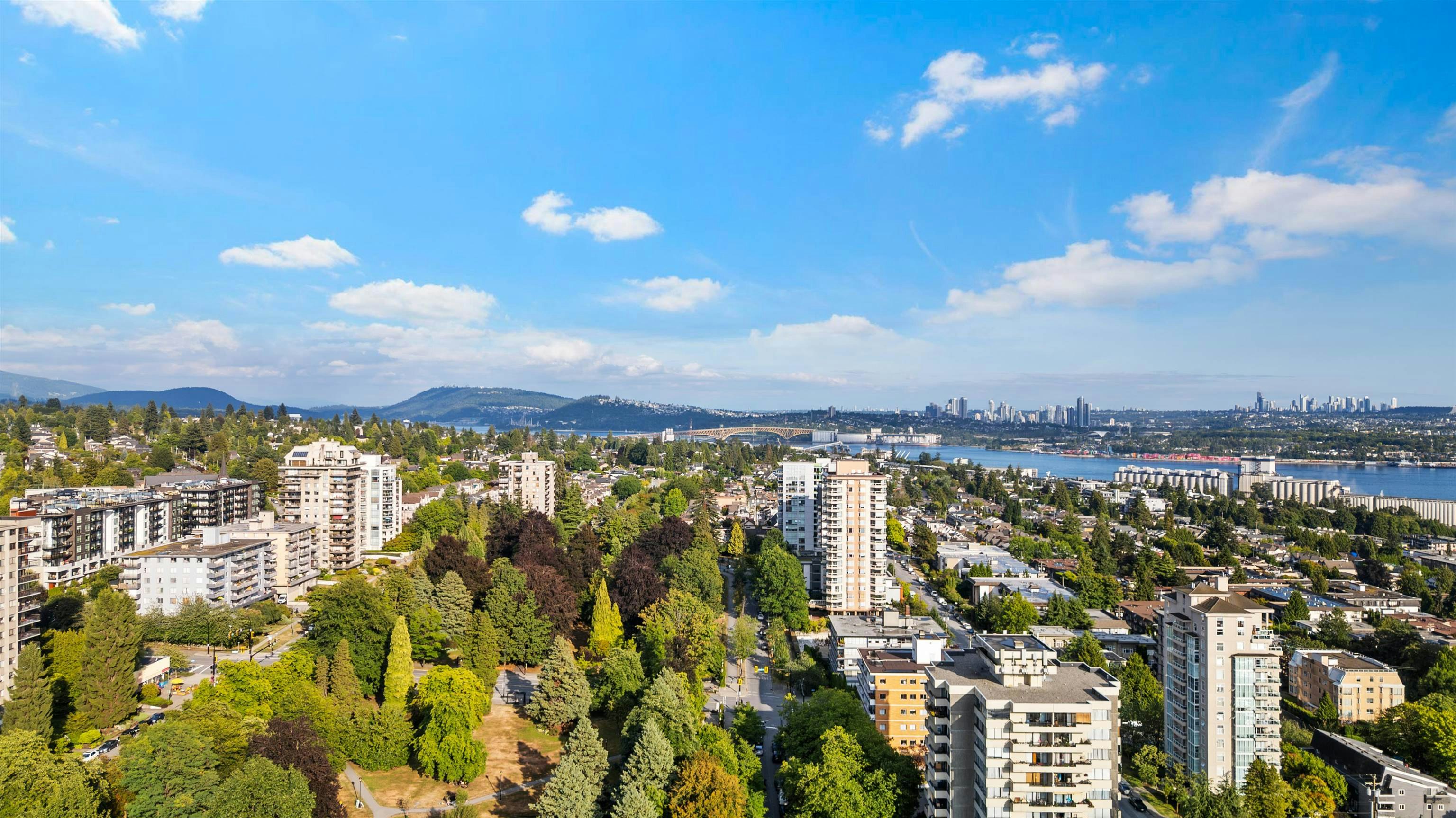 306-683 W Victoria Park, North Vancouver, BC, V7M 0A2 - 29