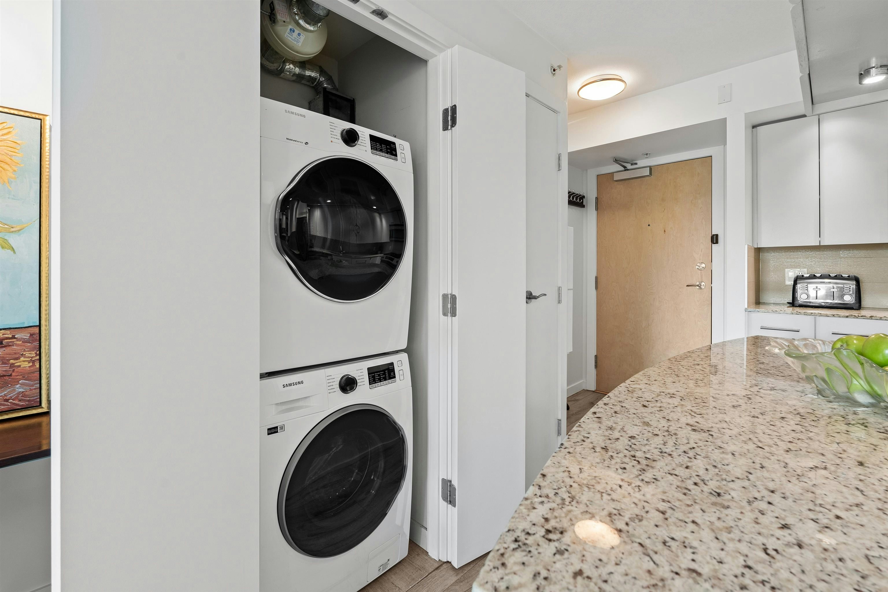 306-683 W Victoria Park, North Vancouver, BC, V7M 0A2 - 14