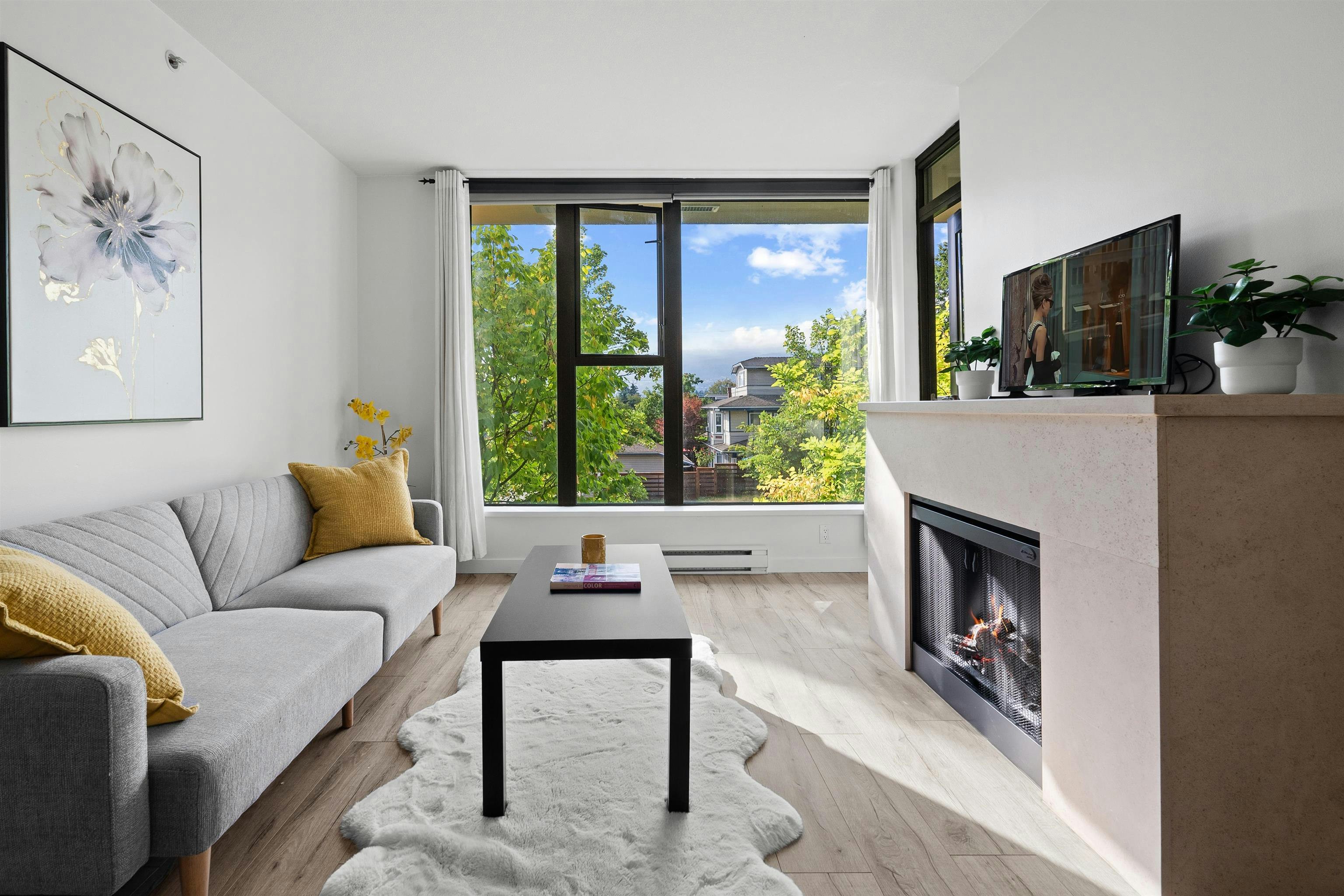 306-683 W Victoria Park, North Vancouver, BC, V7M 0A2 - 26