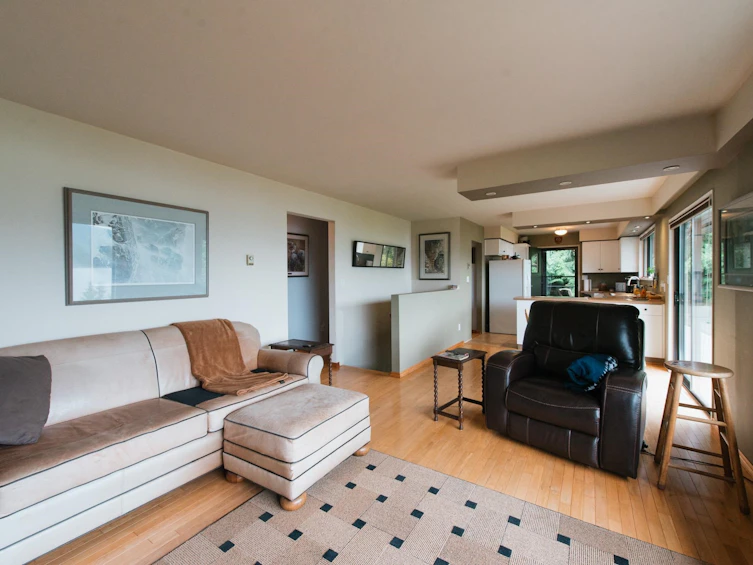 6950 Porpoise Drive, Sechelt, BC, V7Z 0C8 - 10