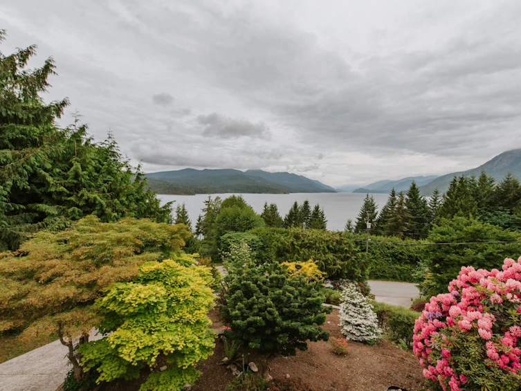 6950 Porpoise Drive, Sechelt, BC, V7Z 0C8 - 3