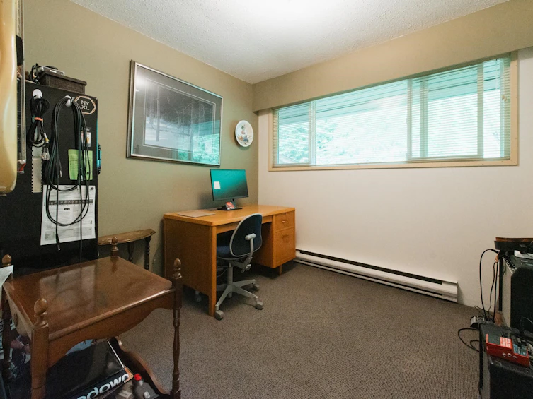 6950 Porpoise Drive, Sechelt, BC, V7Z 0C8 - 12